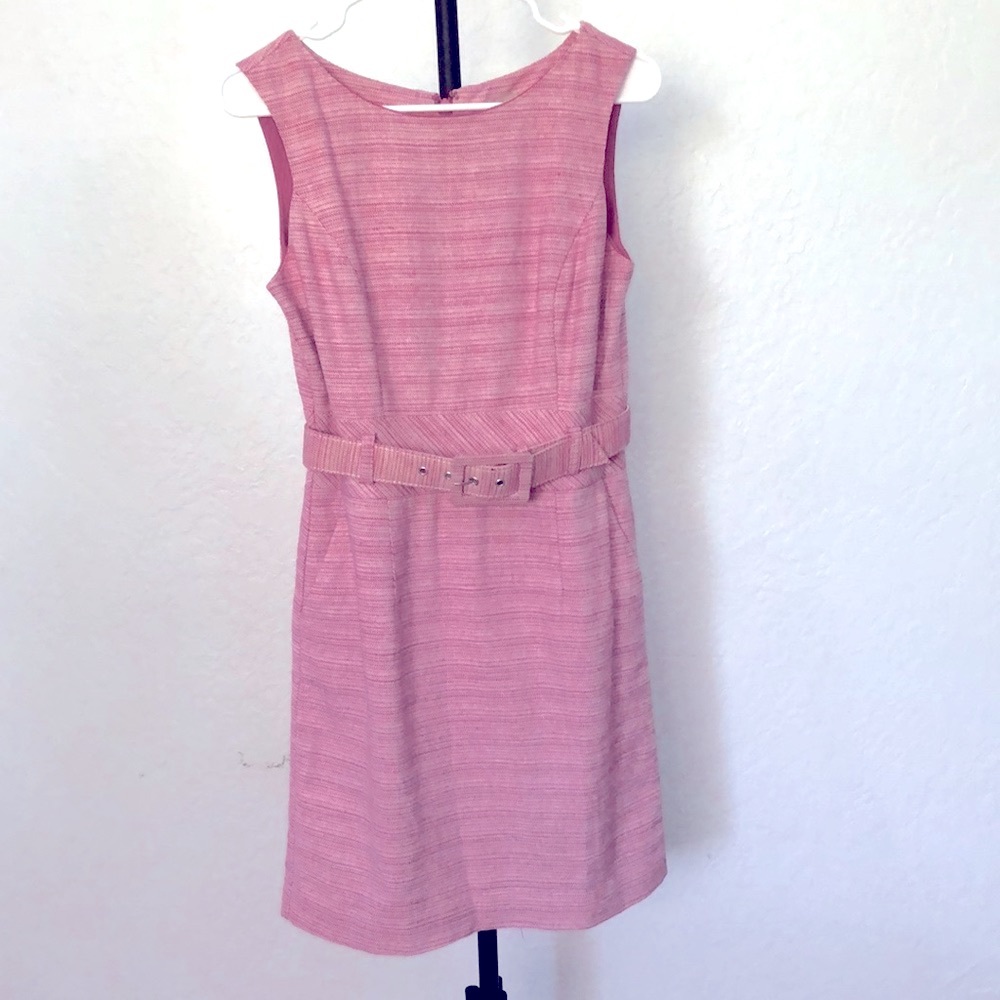 Banana Republic Pink Patterned Sleeveless waist Belt closed zipper Back …